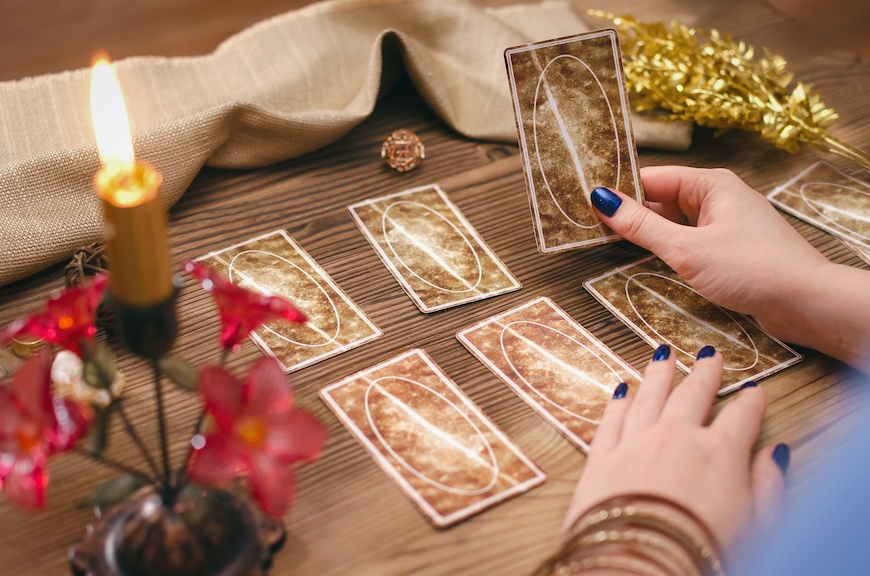Tarot Card Reader in USA